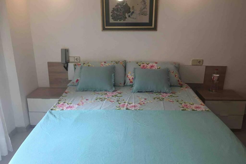 Comode Apartament Al Bell Mig De ジローナ エクステリア 写真