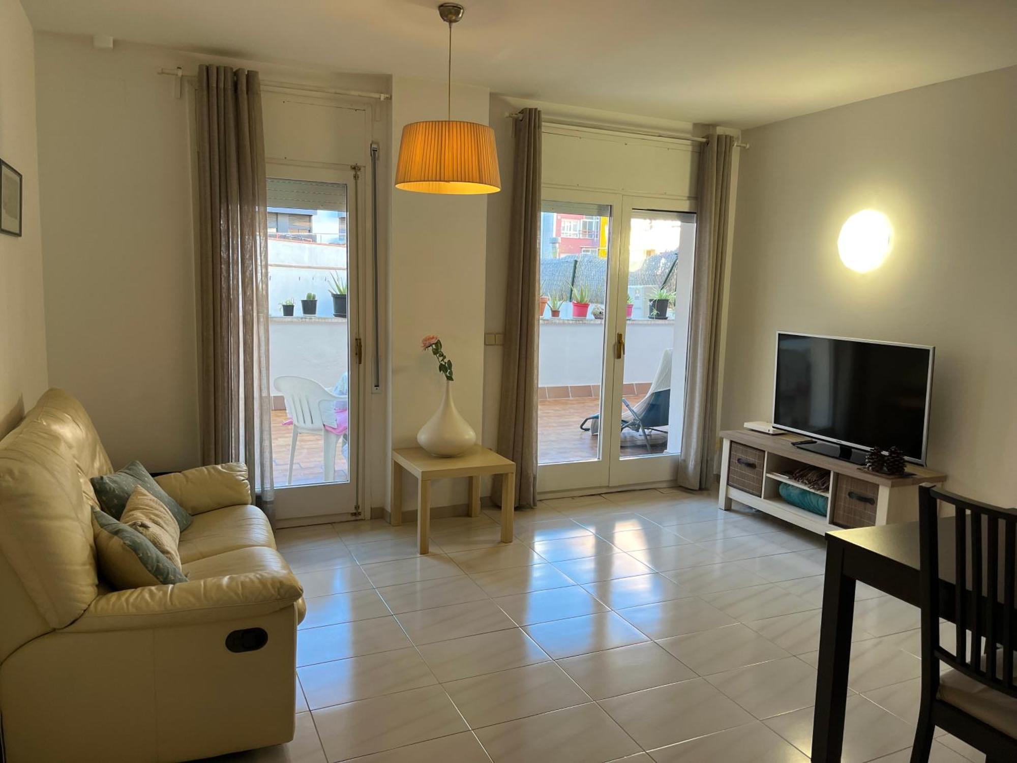 Comode Apartament Al Bell Mig De ジローナ エクステリア 写真